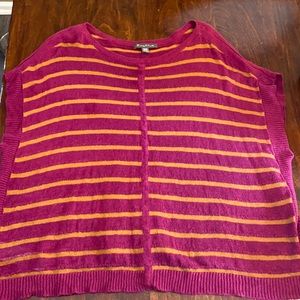 Sweater tank vest. Burgundy and Gold